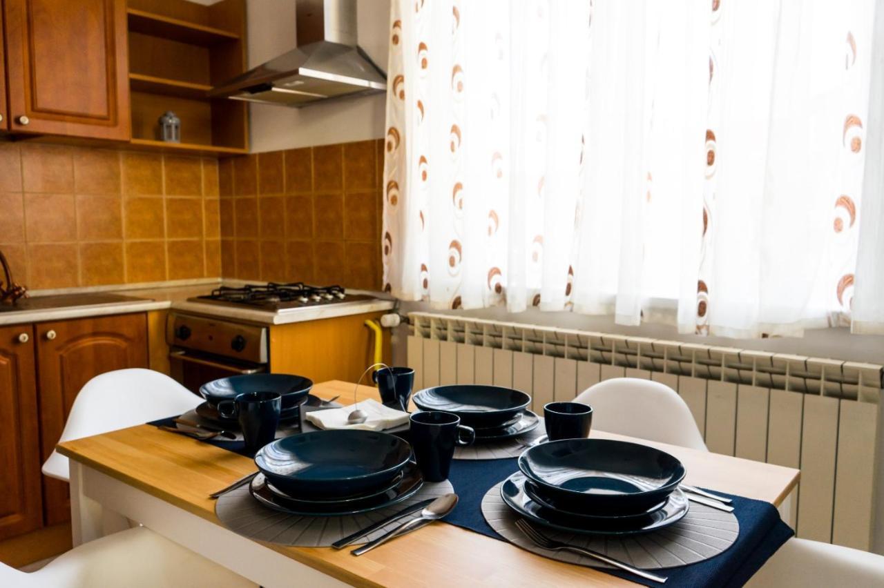 Glamour ultracentral apartment Oradea Extérieur photo